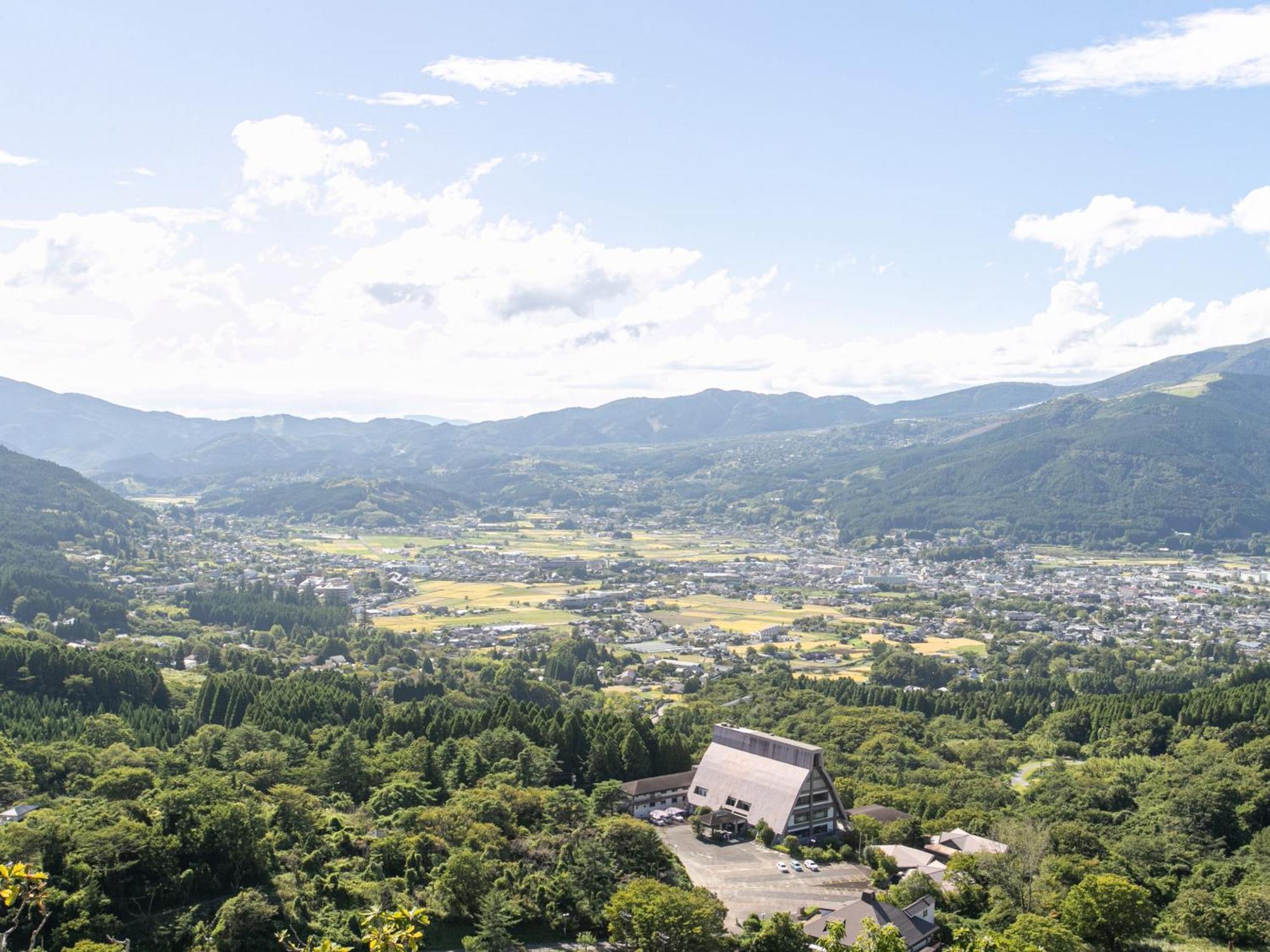 Yufuin Besso Shikisai Hotel Esterno foto